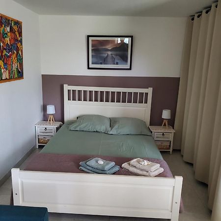 Jolie Studio En Rez De Jardin A L'Estaque Mourepiane Marseilles Buitenkant foto