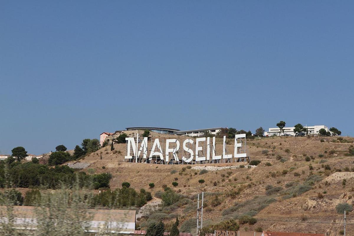 Jolie Studio En Rez De Jardin A L'Estaque Mourepiane Marseilles Buitenkant foto